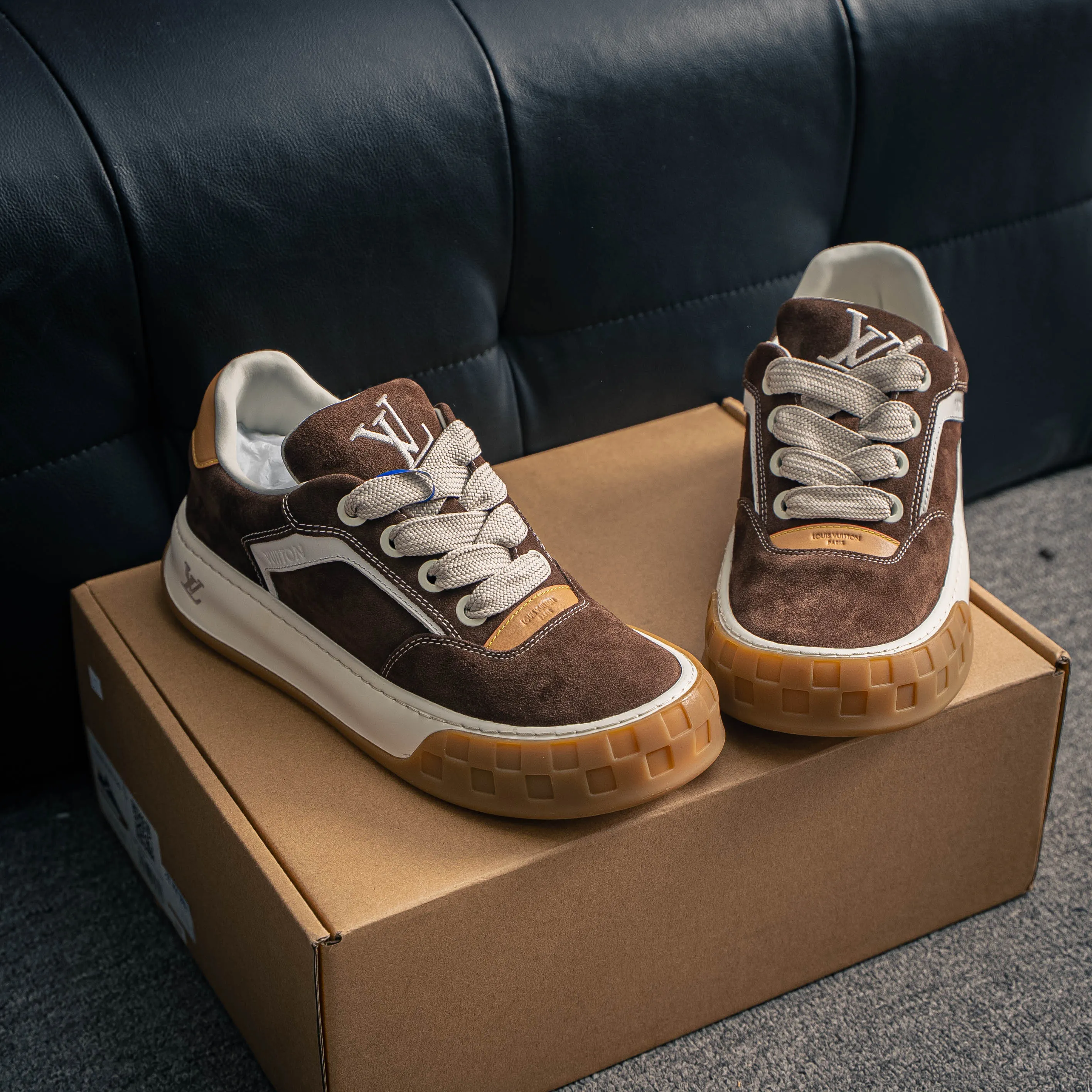 # LV tilted ， Shoes，Sneakers， Shoes，Skate Shoes~~ Sneakers， LV Shoes ， Cushioning TPU Vuitton ，